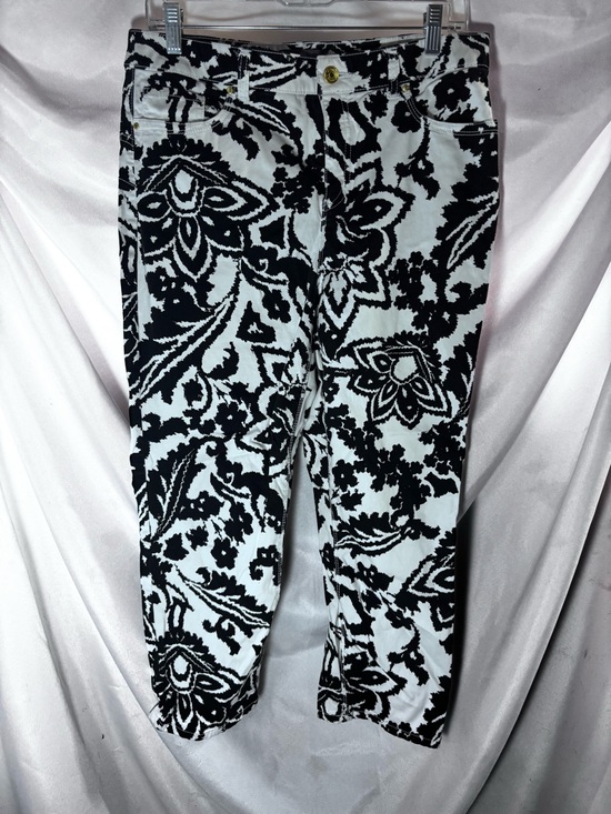 Chico's Pants - Chico's Black and White Floral Cropped Pants‎